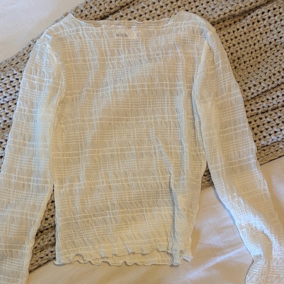 Elodie Tops - NWOT Elodie Textured White Blouse